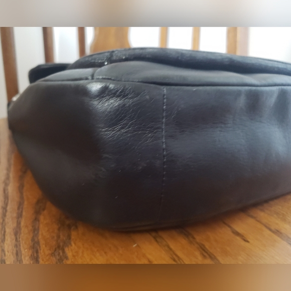 Gorgeous Coach Taylor Leather Handbag With Snakeprint Outline!! - Picture 8 of 15